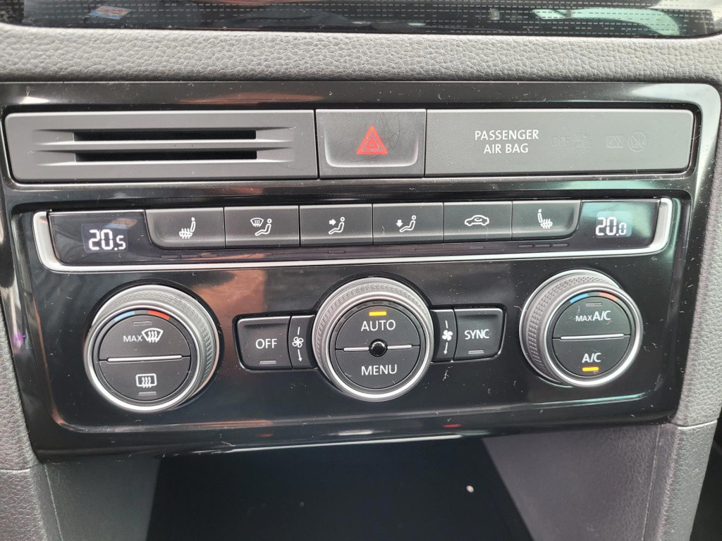 Volkswagen Golf Sportsvan 1.2 tsi highline business bluemotion automaat sou