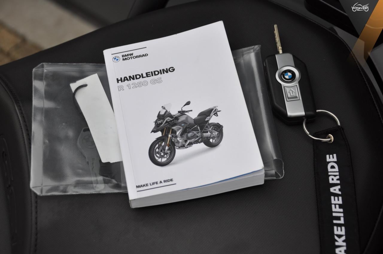 BMW R 1250 GS alle opties, 14000 km garantie tot 2028