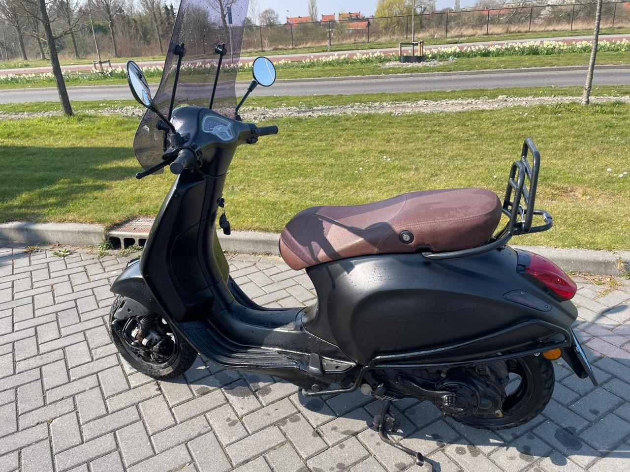 Vespa Primavera