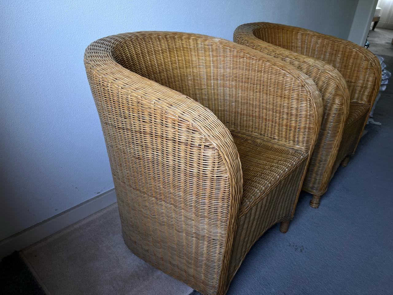 2 rieten stoelen te koop