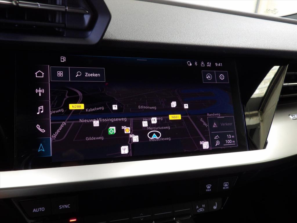 Audi A3 35 tfsi 150pk s tronic s line edition