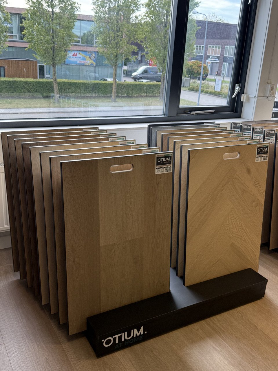 Vloeren, stoffering van tapijt en meer
