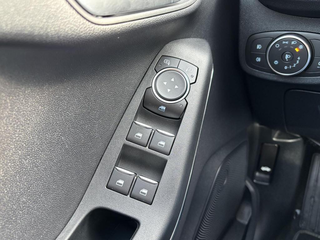 Ford Fiesta 1.0 ecoboost titanium automaat, nl-auto!