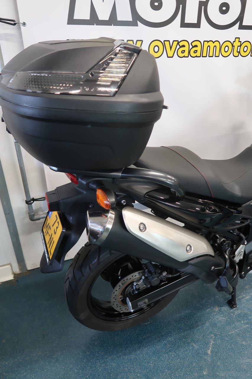 Suzuki V-Strom DL650A 2012