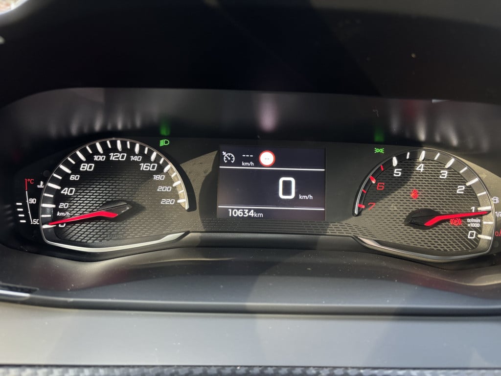 Peugeot 208 1.2-100pk puretech allure