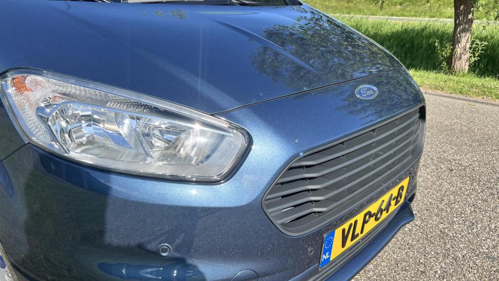 Ford Transit Courier 1.0 limited ecoboost s&s benzine