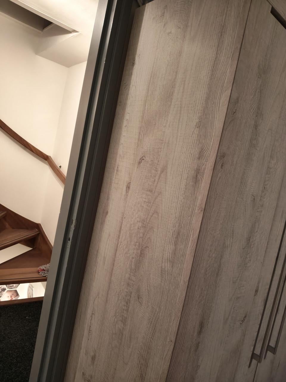 Interbaby kinderkamer - bed en kledingkast