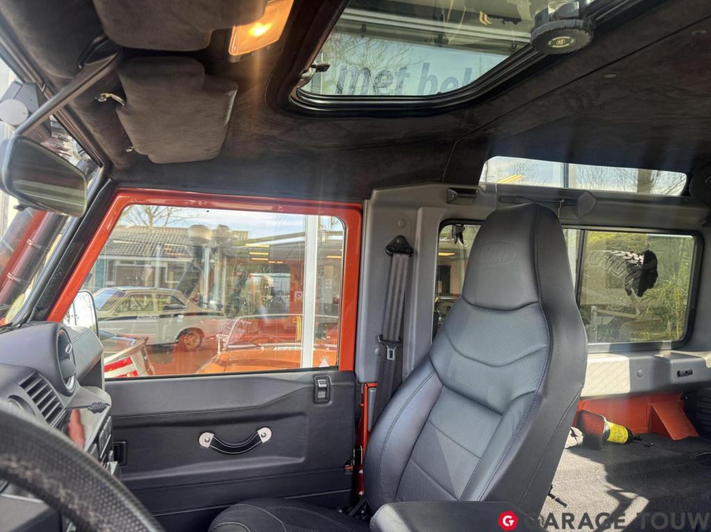 Land Rover Defender 2.2 d sw 90" adventure+ limited edition