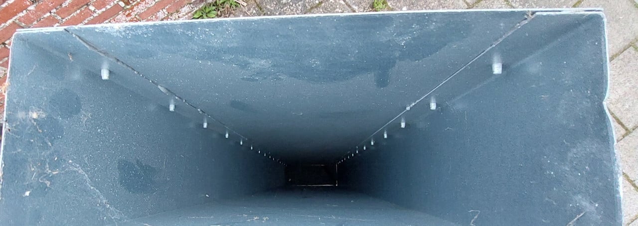 Stalen koker 1500x250x105 mm.