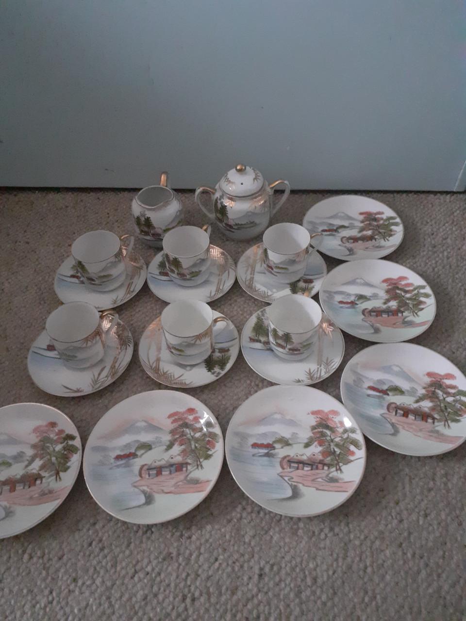 Kutani servies