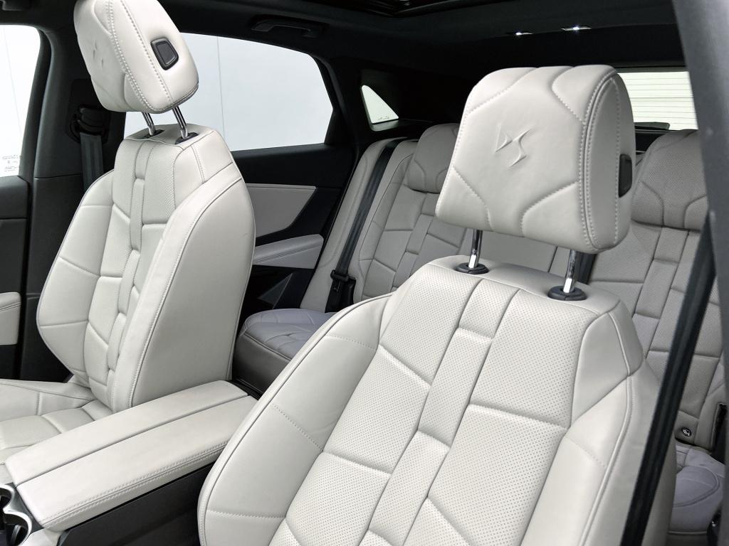 Ds Ds 7 e-tense 225 opéra | nappa grijs leder | wegklapbare trekhaak | btw-