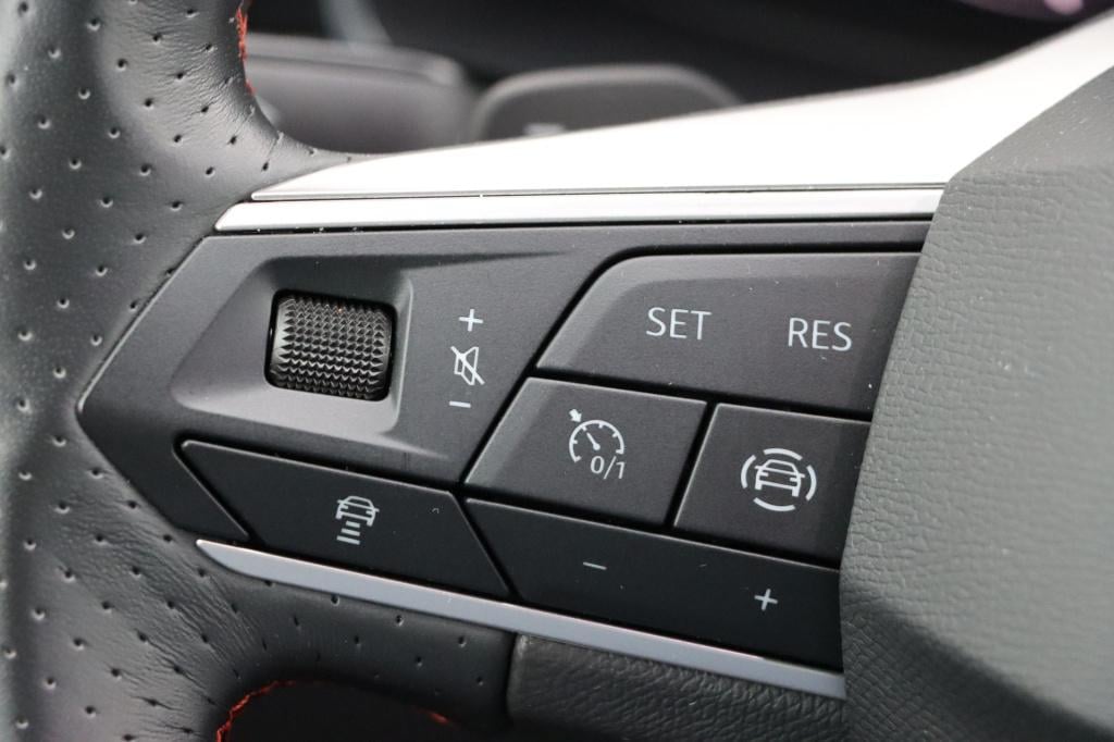 Seat Leon 1.4 tsi ehybrid phev fr business intense 204pk dsg6