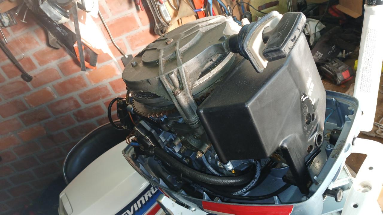 35pk Evinrude kortstaart handbediend