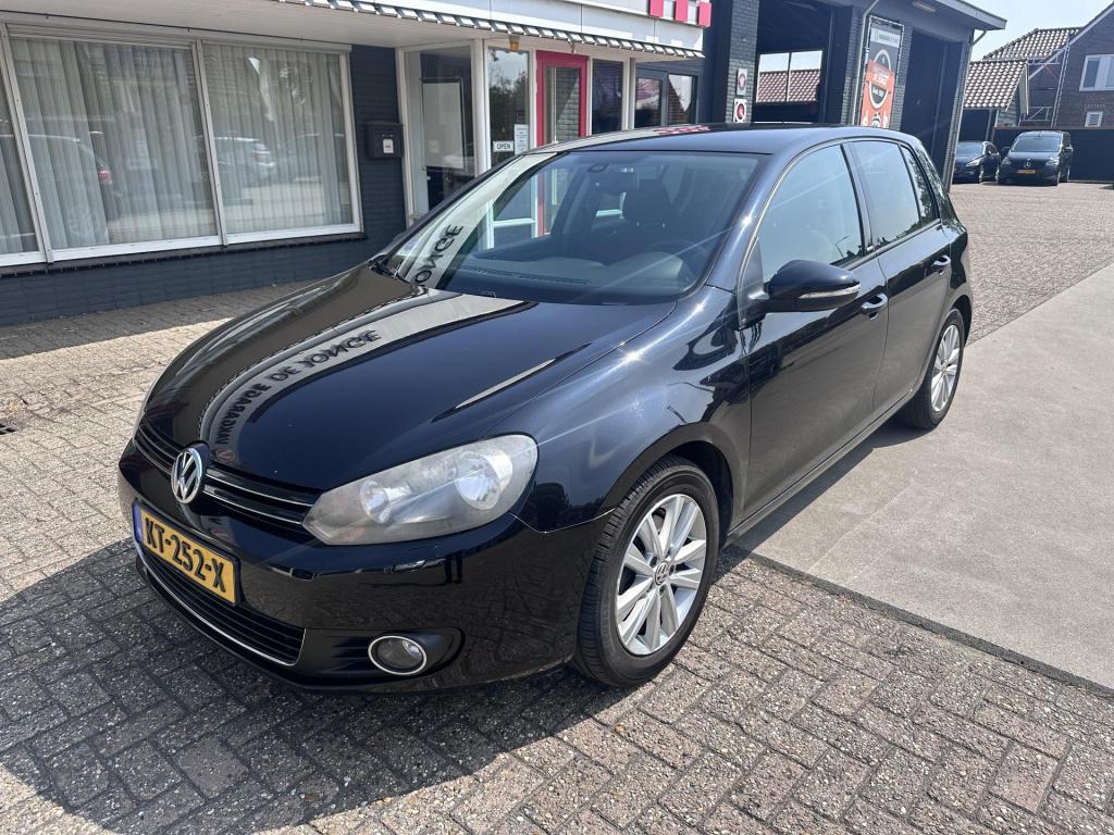 Volkswagen Golf 1.4 tsi highline