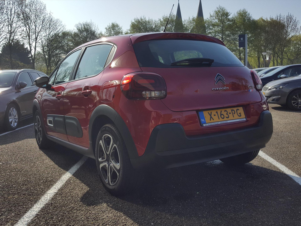 Citroen C3 1.2 puretech 83pk s&s plus navigatie | cruise & climate control 