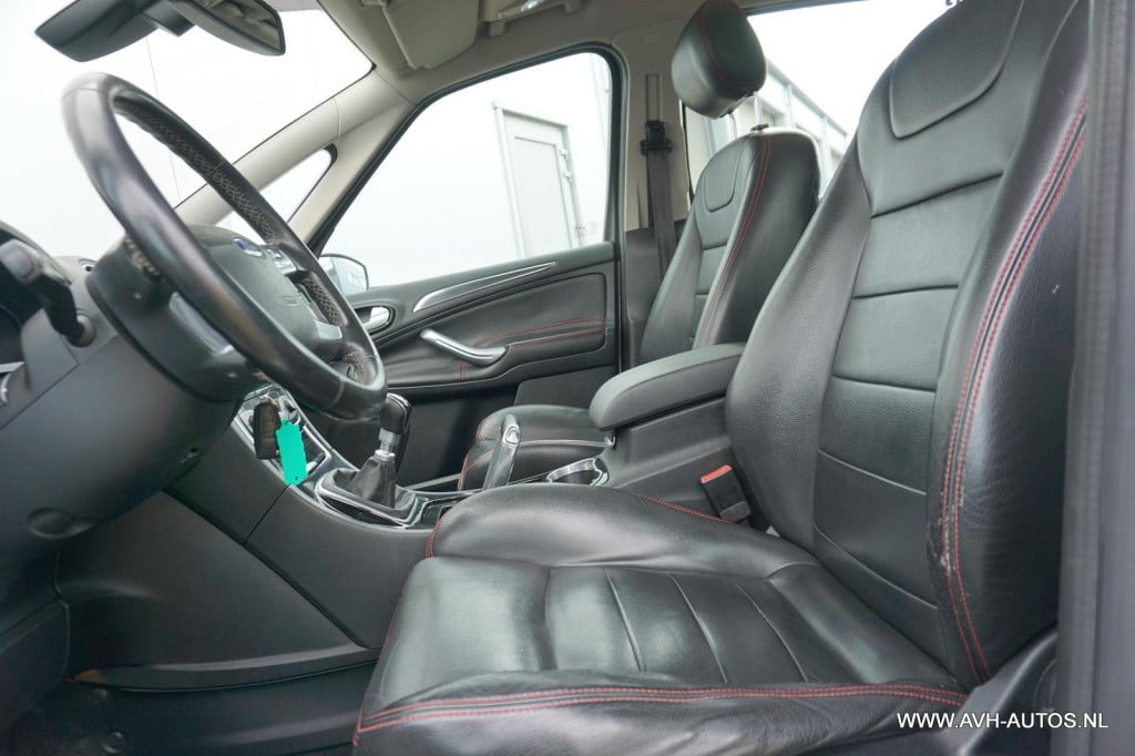 Ford S-Max 1.6 ecoboost titanium 7 persoons!!