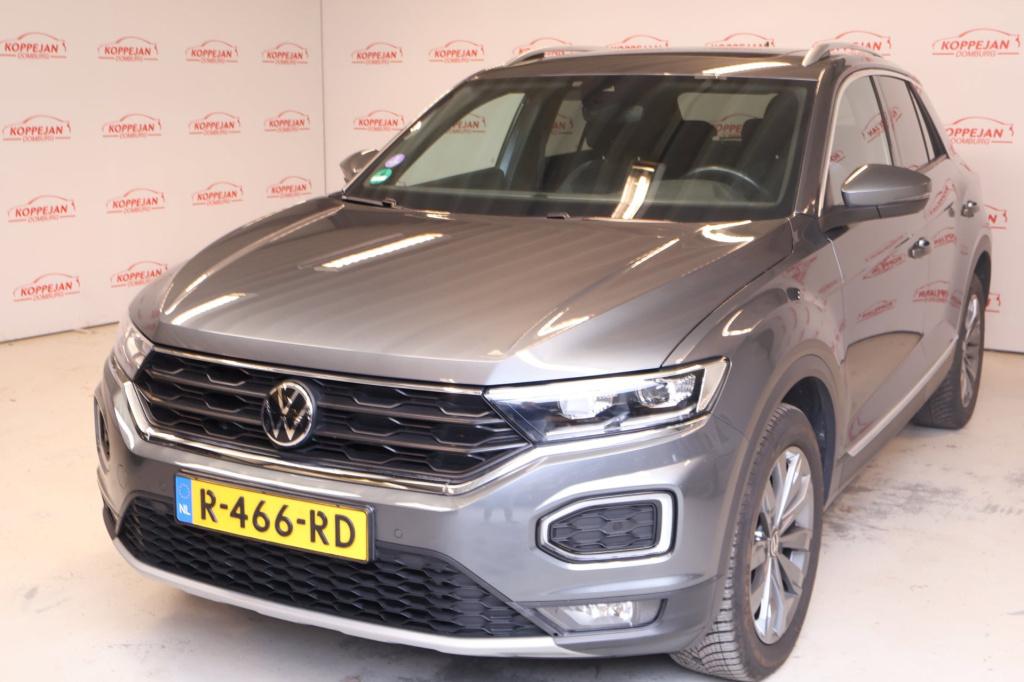 Volkswagen T-roc 1.5 tsi sport business r|stoelverwarming|trekhaak|parkeers