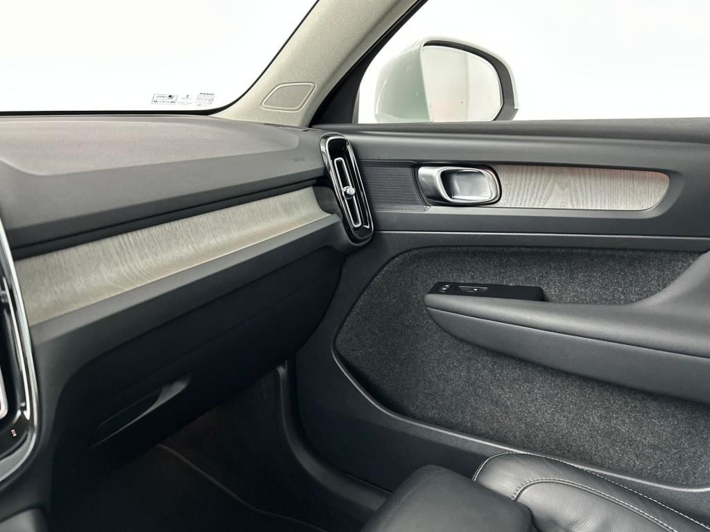 Volvo XC40 t5 262pk recharge inscription| pano| leder| camera| keyless| dab