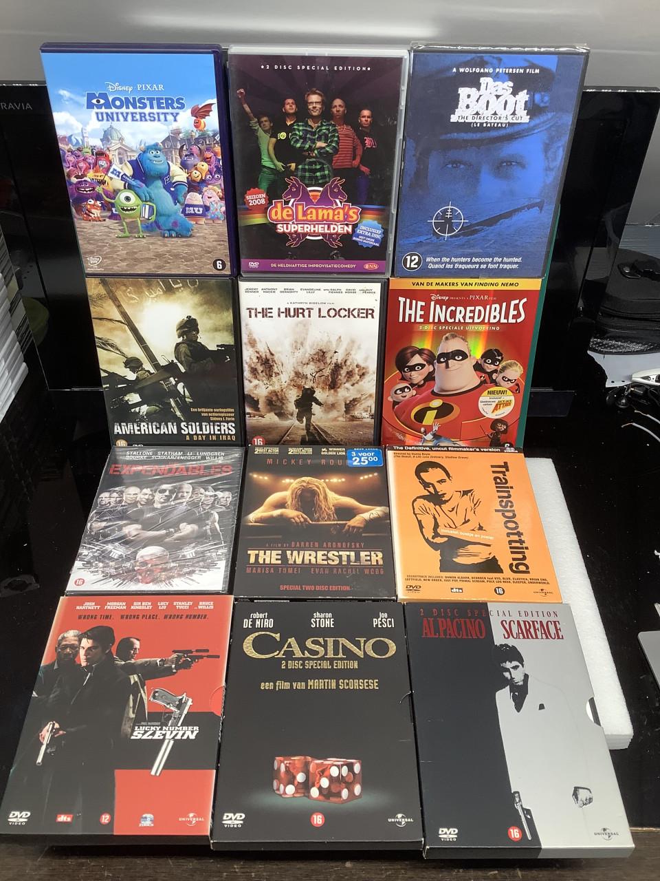 Stapeltje van 36 films op dvd. Kijk naar de bijgeleverde foto’s.