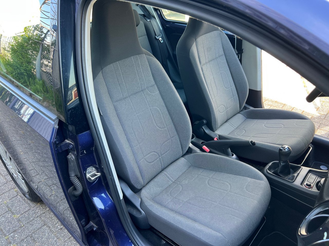 Schitterende VW UP uit 2015 met slechts 64.000 km