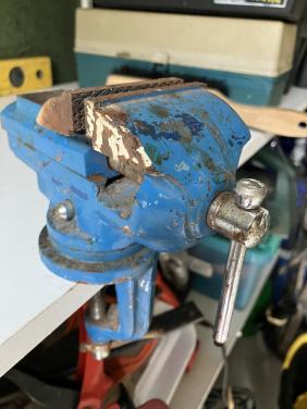 Te koop electrisch en handgereedschap in een koop