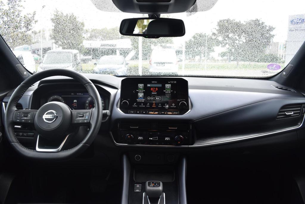 Nissan Qashqai 1.3 mhev xtronic tekna plus | automaat | trekhaak | panorama