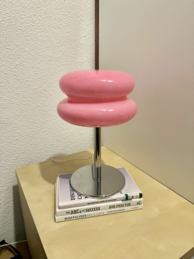 Vintage Retro Space Tafellamp | Roze Macaron Lamp