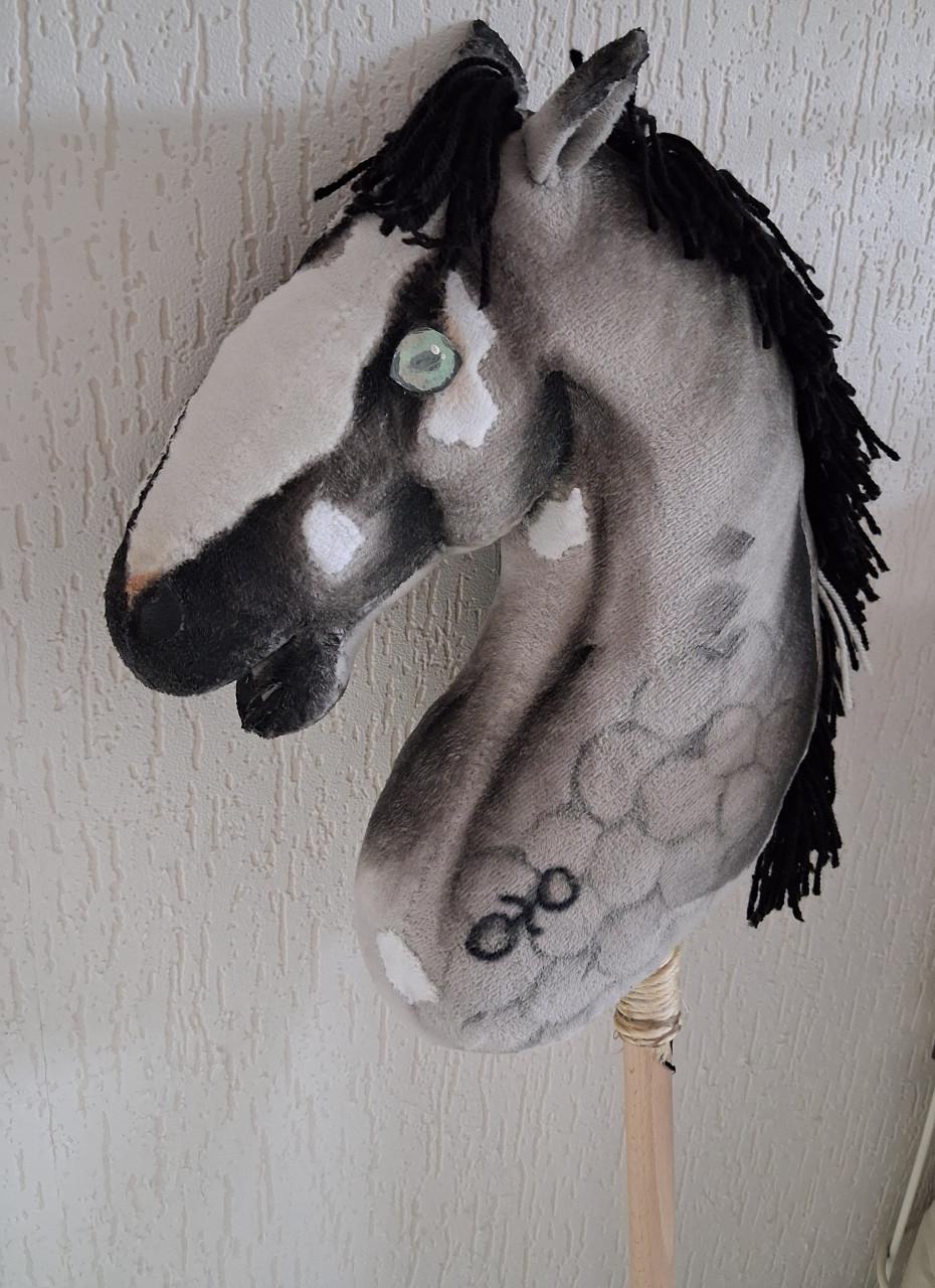 Hobby Horse met hoofdstel dekentje en halster