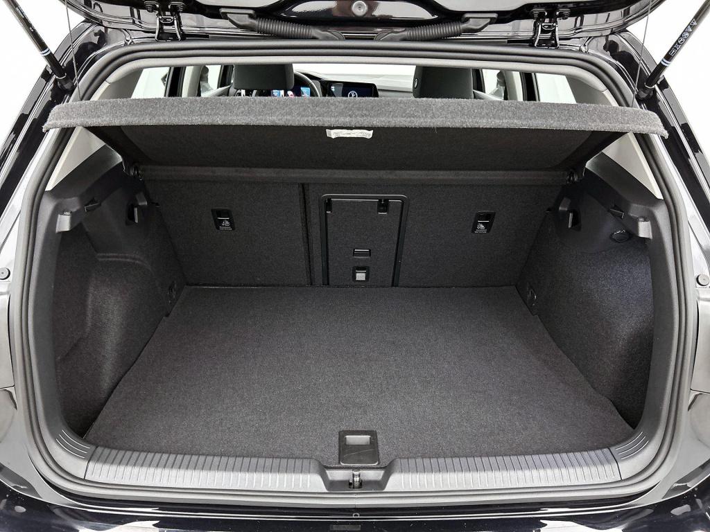 Volkswagen Golf 1.4 ehybrid style | lage km stand! | navigatie | apple carp
