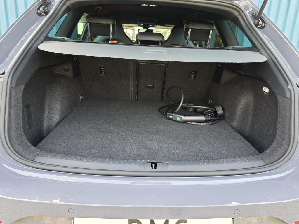 Cupra Leon Sportstourer vz e-hybrid
