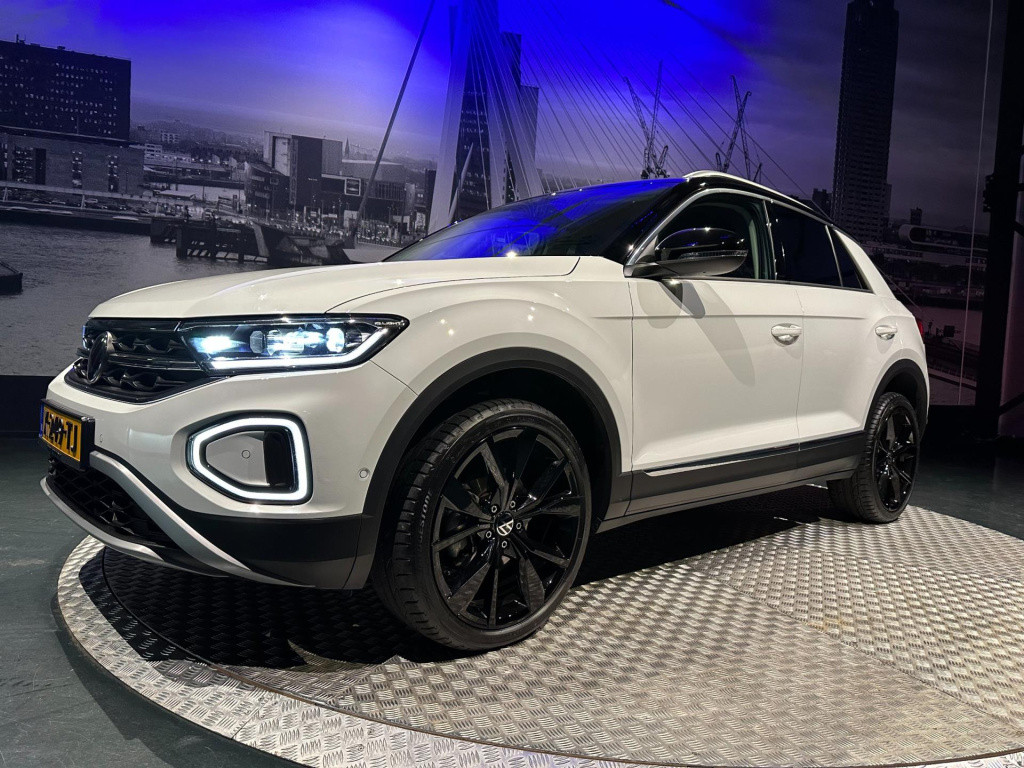 Volkswagen T-roc 1.5 tsi style *led*virtual*dab+*pdc v&a*trekhaak*navi*appc