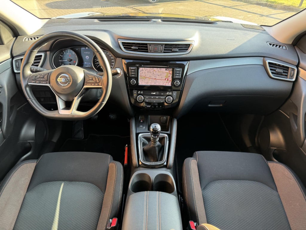 Nissan Qashqai 1.3 dig-t n-motion | panoramadak | apple carplay/android aut