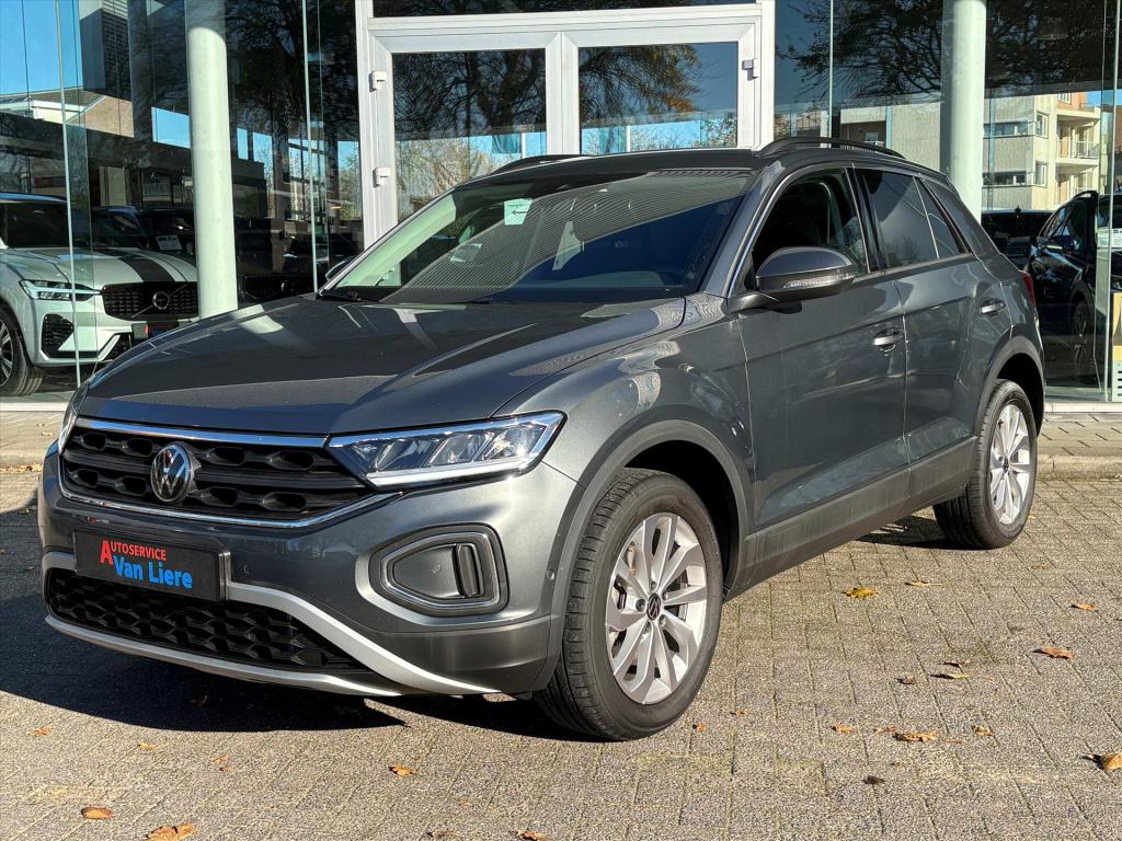 Volkswagen T-roc 1.5 tsi 150pk 7-dsg life edition| navi|carplay|autom inpar