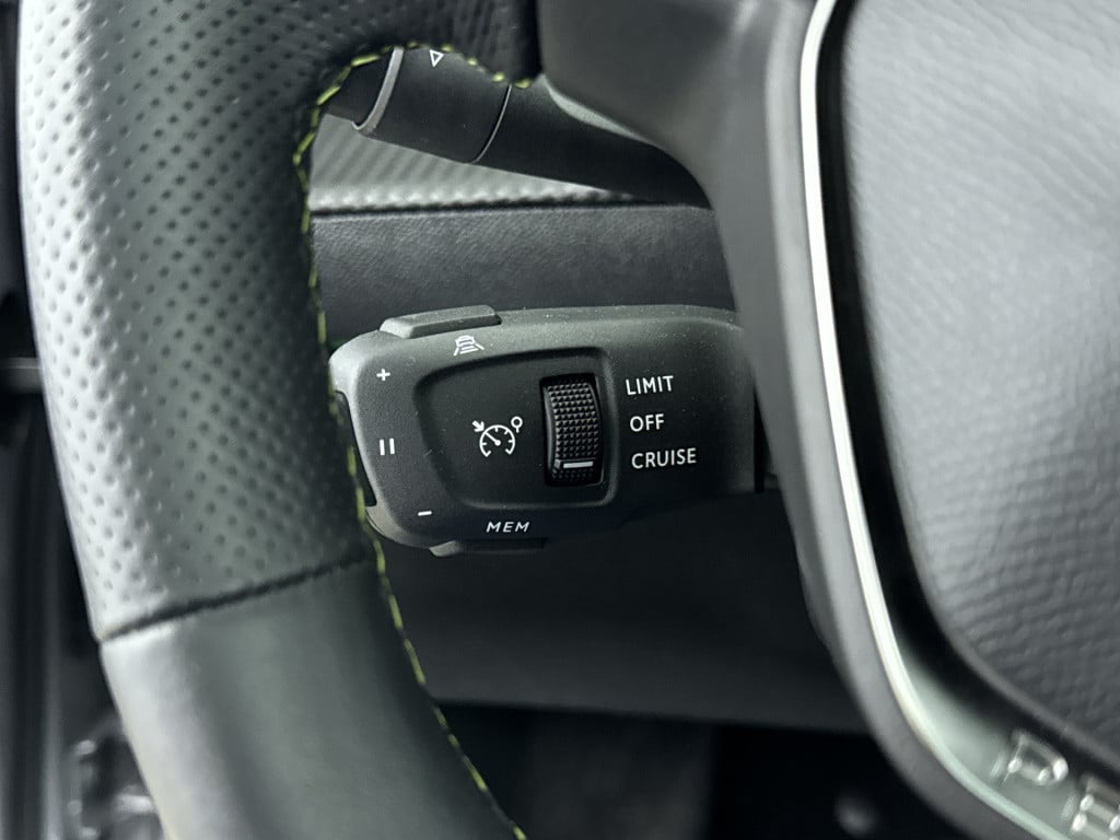 Peugeot 208 ev gt 350 50 kwh | 1e eigenaar | panoramadak |