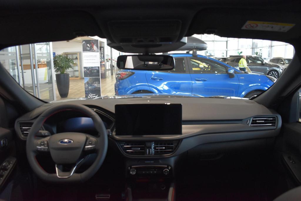 Ford Kuga 2.5 phev st-line x | voorraad terneuzen | snel rijden | €4000.- k