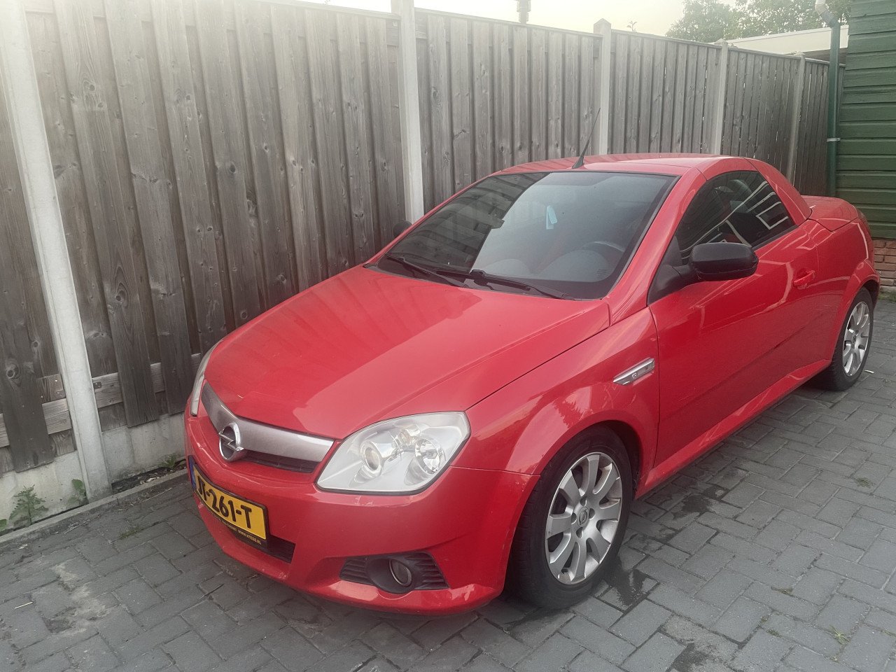 Opel tigra met apk