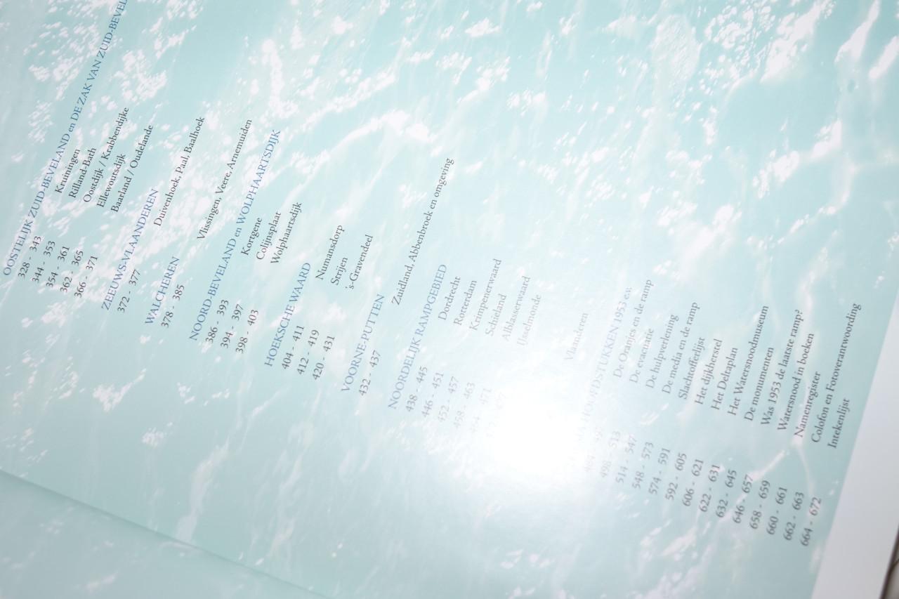 Watersnood Kees Slager boek van 5 kilo over al de dorpen van zeeland