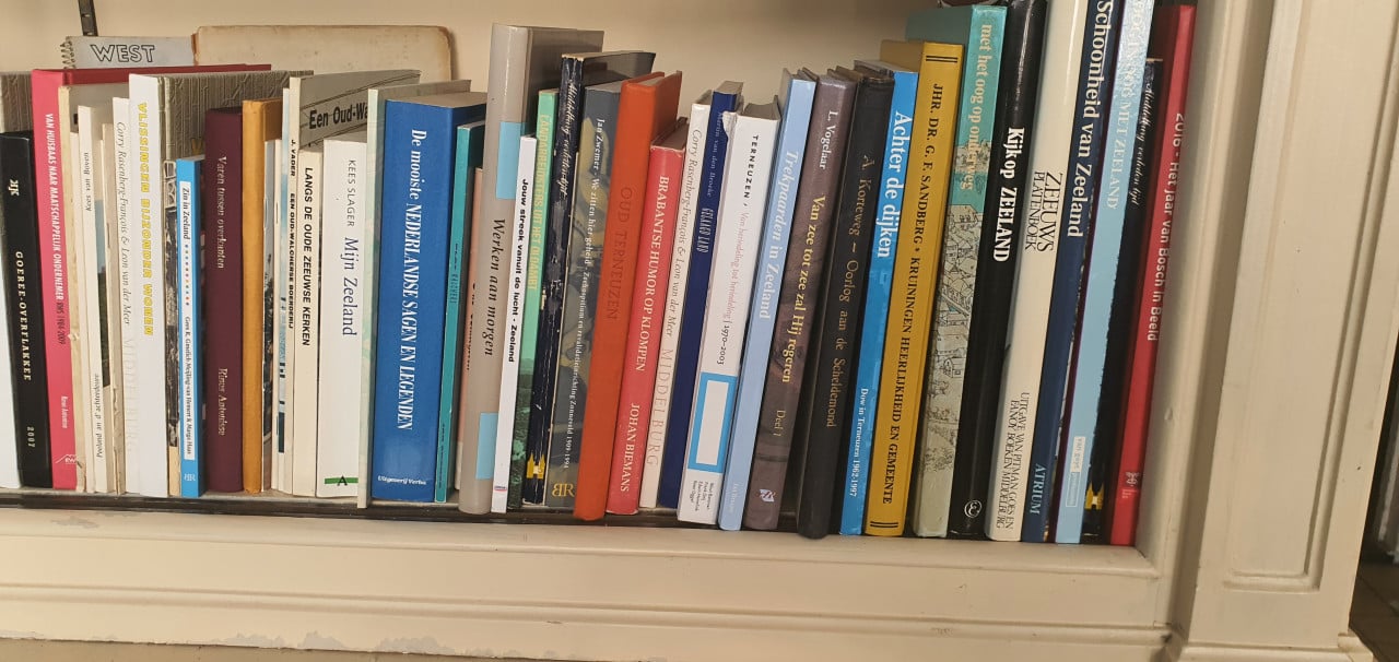 Zeeuwse boeken ruim 300 stuks