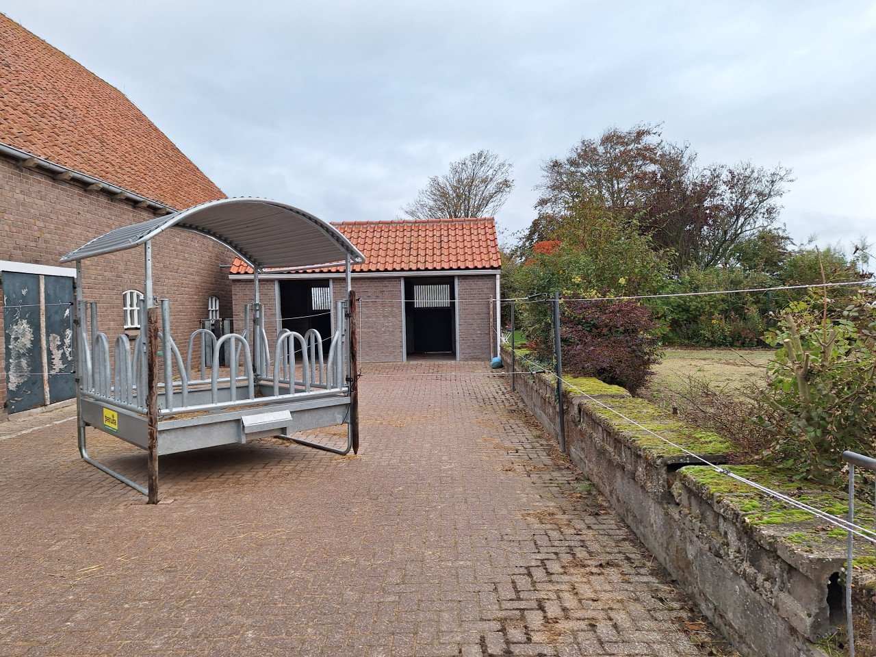 Paarden pensionstalling heeft boxen vrij