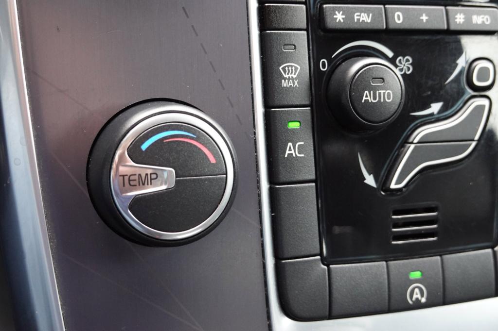 Volvo V60 1.6 t3 150-pk ocean race