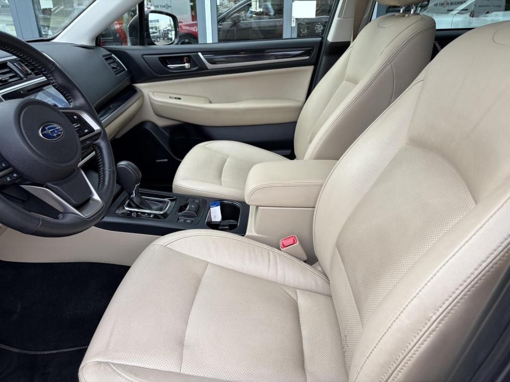 Subaru Outback 2.5i premium mooie en zeer complete staat