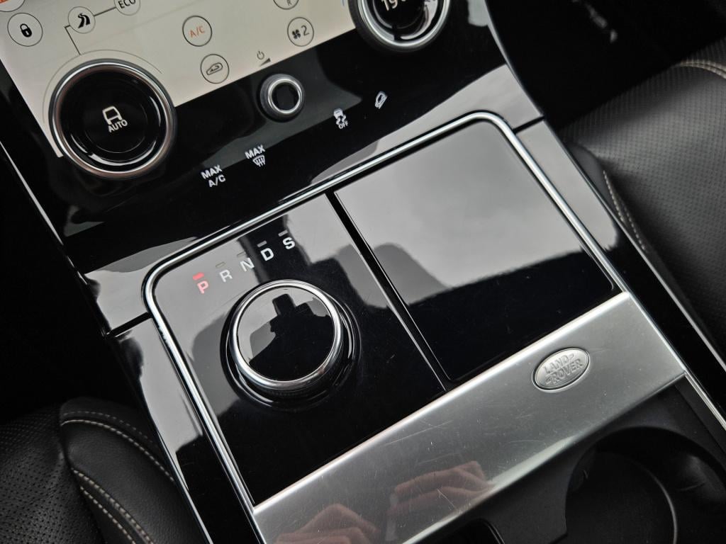 Land Rover Range Rover Velar 3.0 v6 awd r-dynamic se | pano | stoelkoeling/