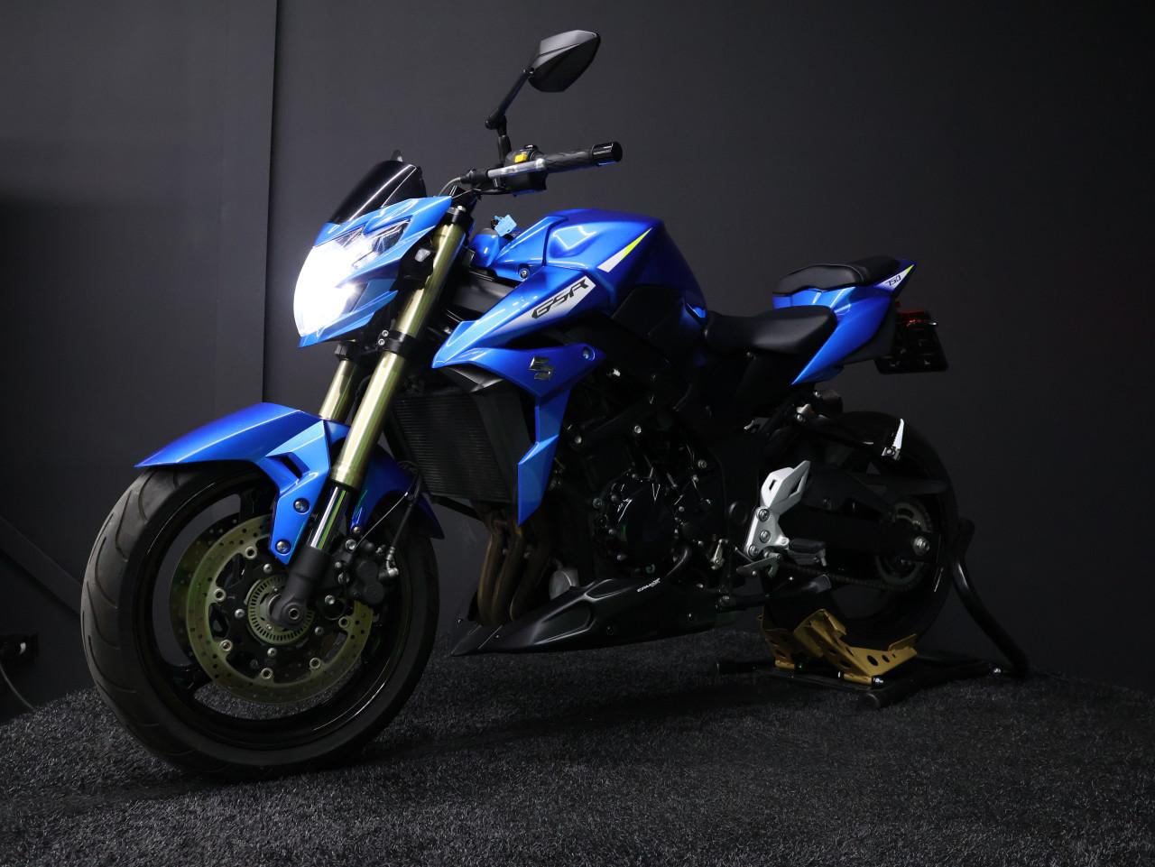 GSR 750 A