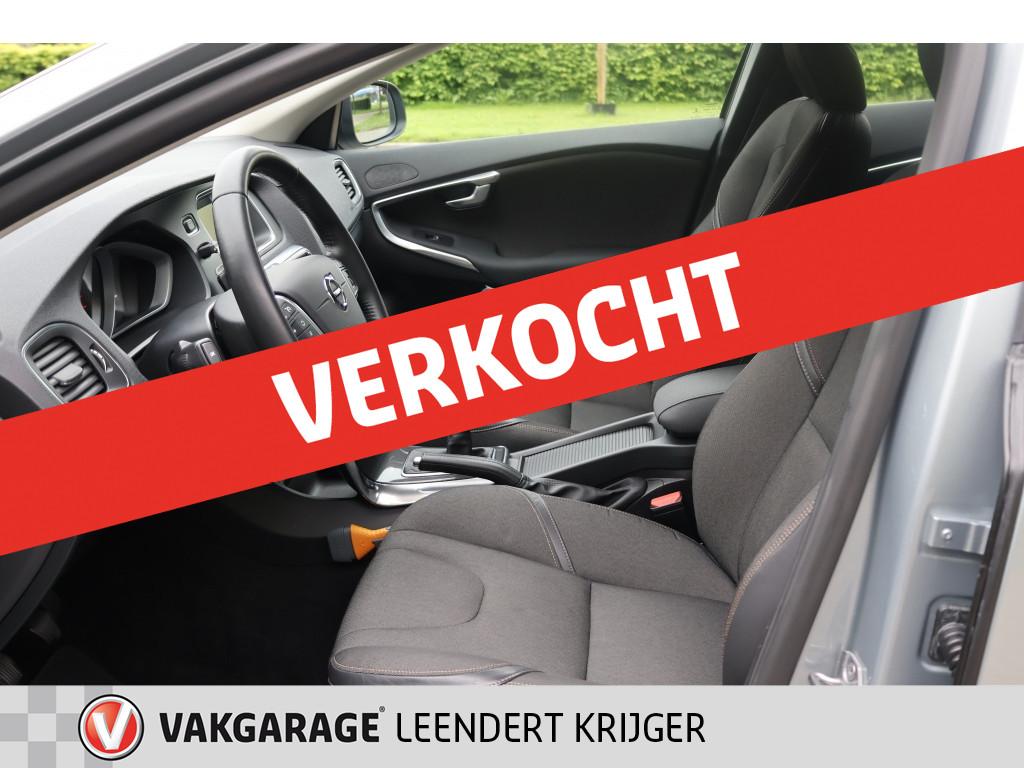Volvo V40 cross country 2.0 t3 momentum|trekhaak|volledig rijklaar|12 maand