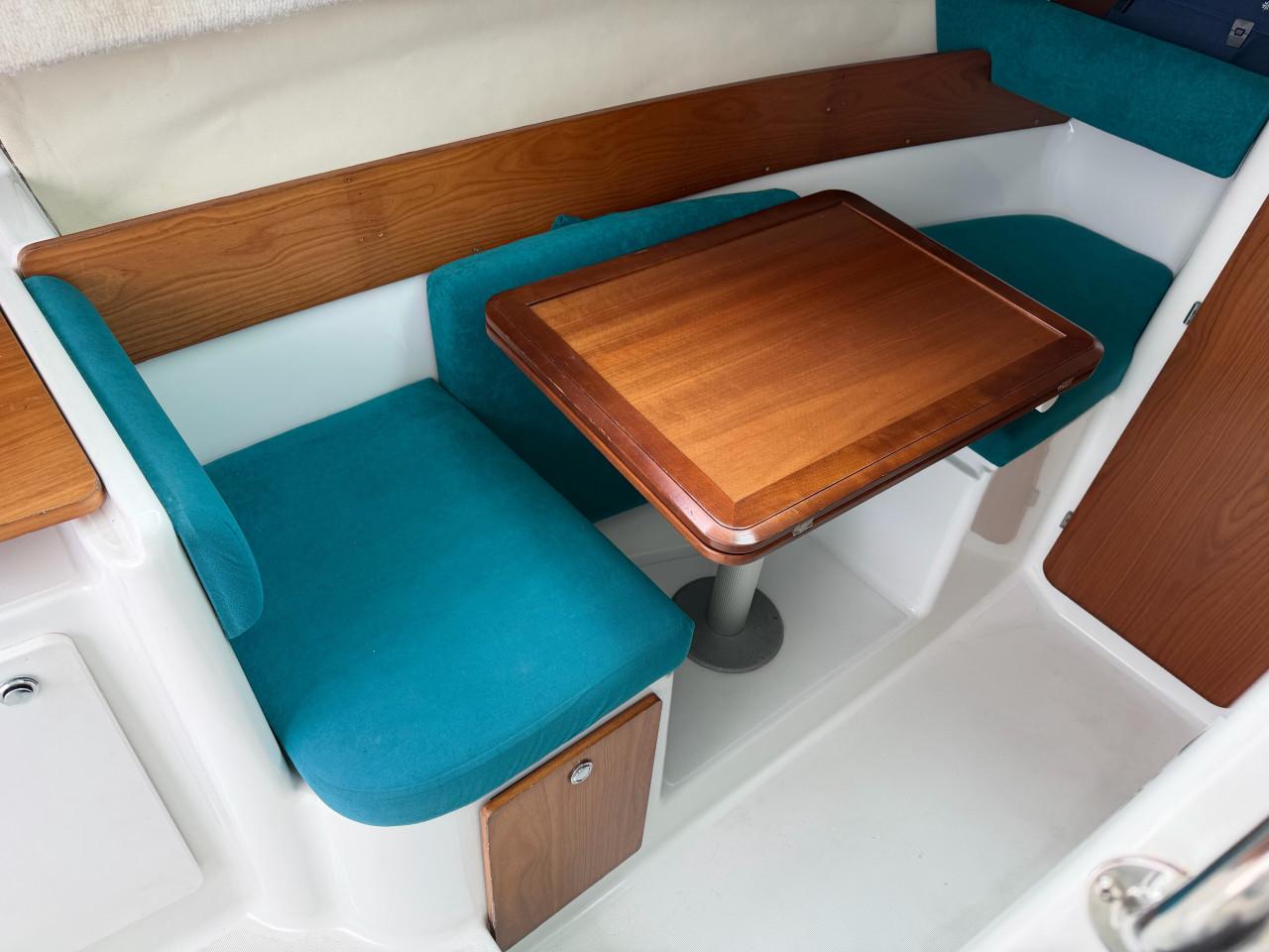 Jeanneau Merry Fisher 695 diesel sportvisboot en gezinsboot