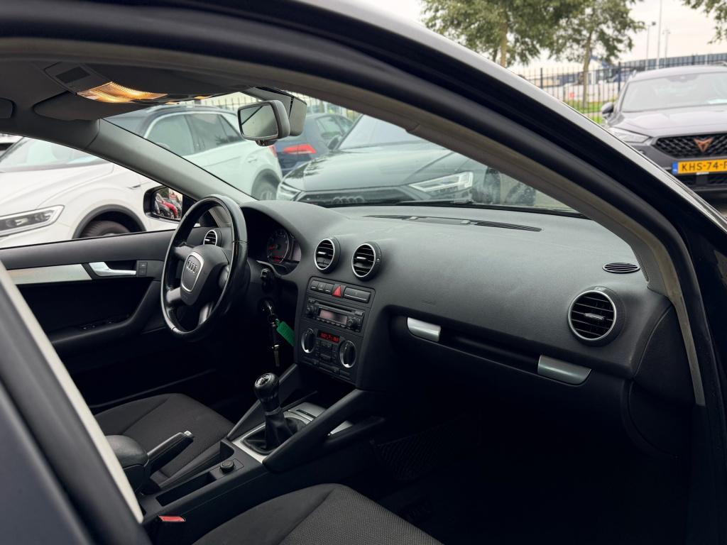 Audi A3 sportback 1.6 fsi ambiente