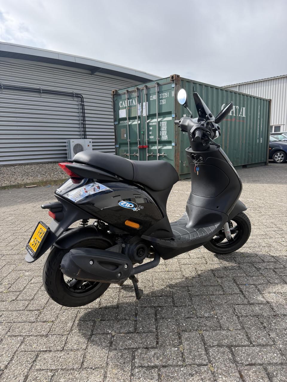Zeer nette Piaggio Zip 2000 4-Takt iGet (2024)