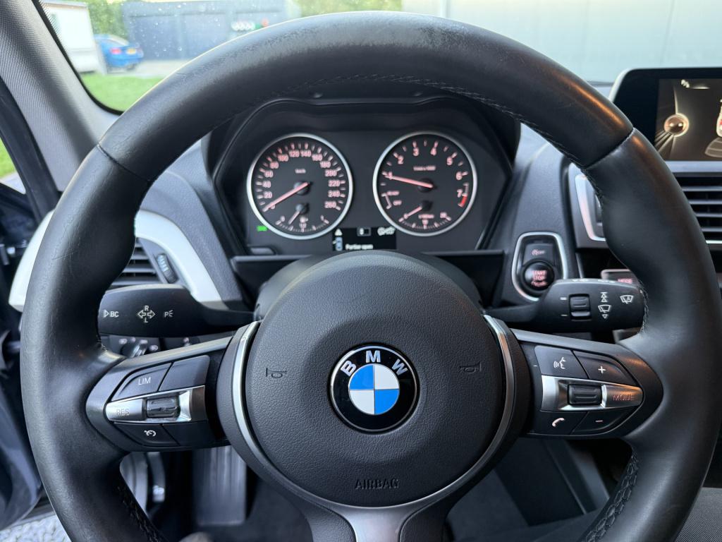 BMW 1 Serie 118i 136pk executive 5-drs