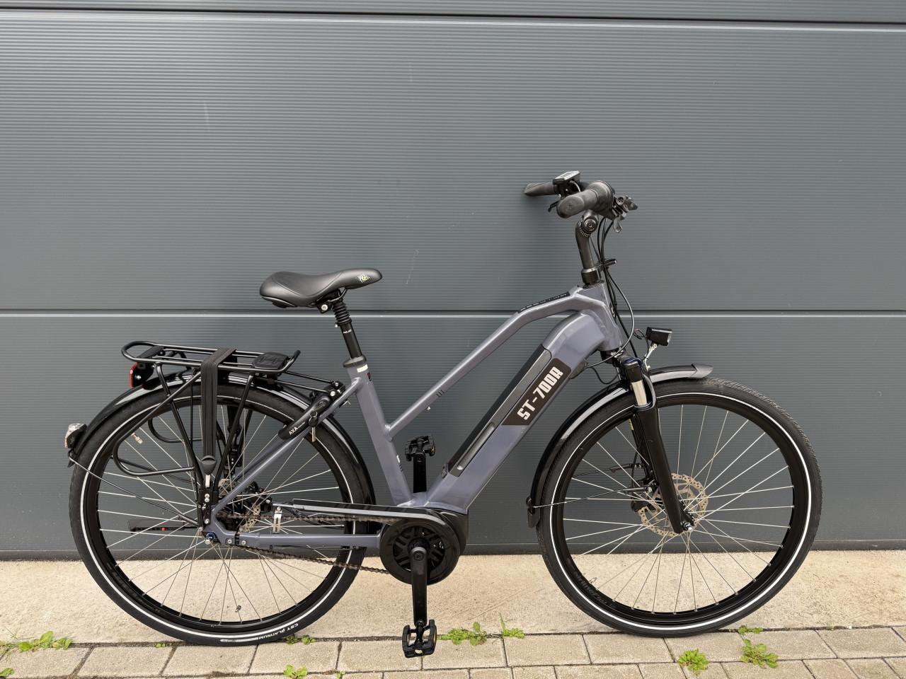 Prachtige ST 700R Bosch middenmotor elektrische fiets