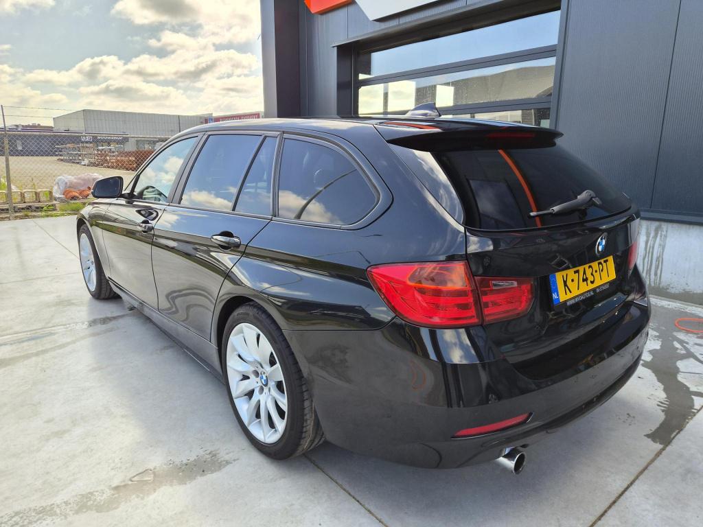 BMW 3-serie touring 320i executive